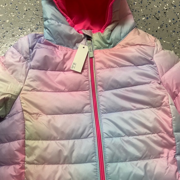 NWT Amazon Essentials Pastel Gradient Hooded Puffer Jacket Sz. 8 w/ Gloves & Sac - Picture 4 of 9